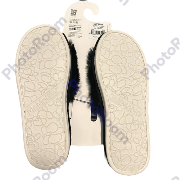 MeMoi Black Fuzzy Faux Fur Slippers - Picture 5 of 6